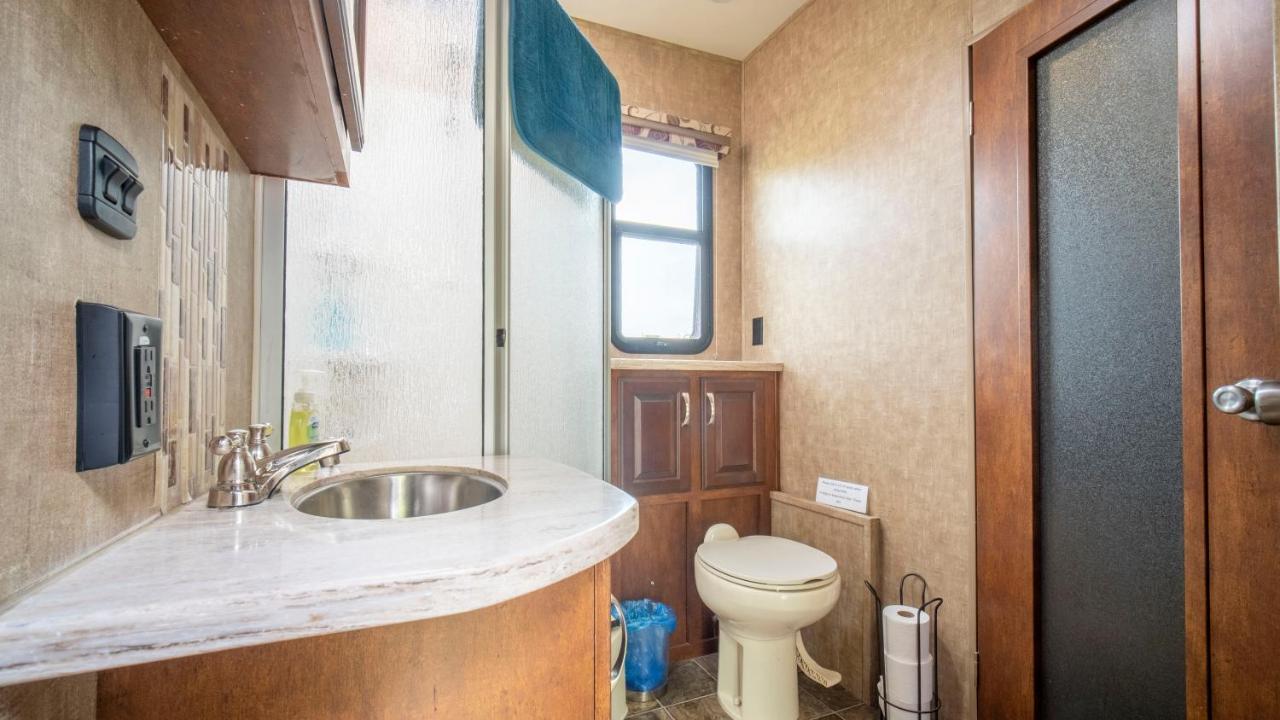 Outdoor Glamping Large 5Th Wheel Setup Ok4A Apartment Moab Exterior foto